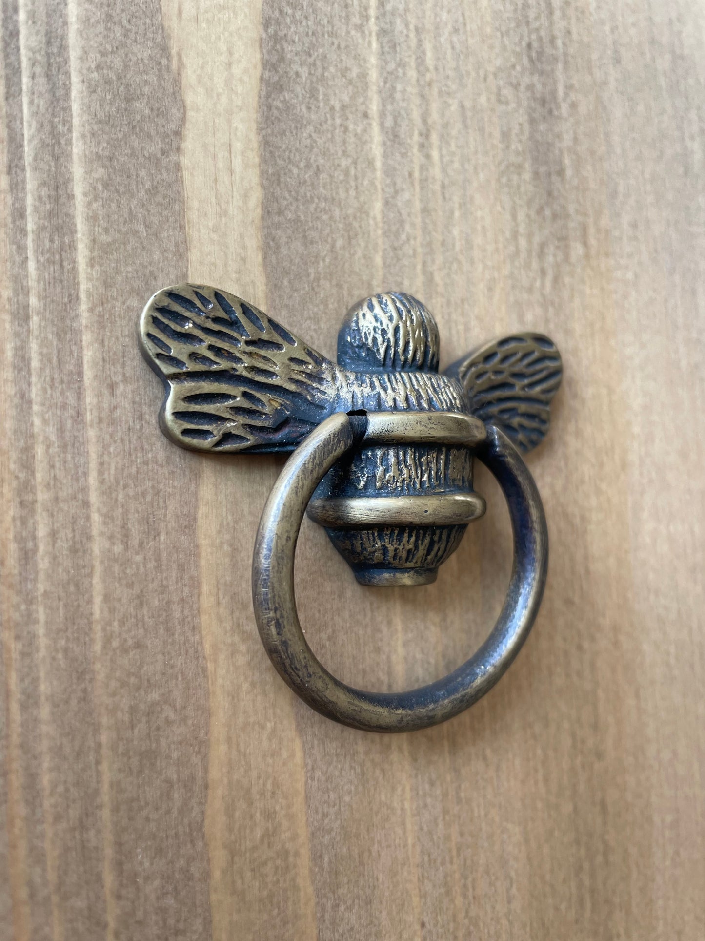 Cabinet & Drawer Bee Ring Pull Handle