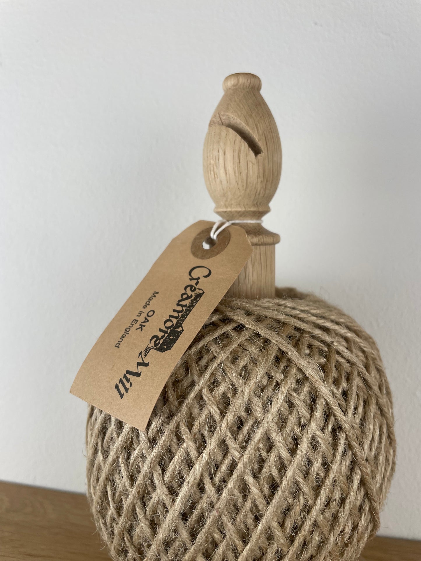 Oak Twine & Stand Cutter | Natural | Small