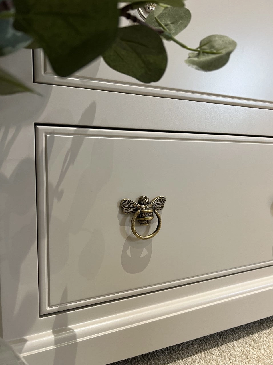 Cabinet & Drawer Bee Ring Pull Handle