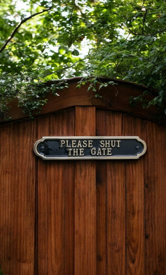 Please Shut The Gate Sign (Solid Brass)
