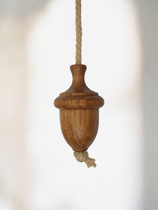 Oak Acorn Light Pull (With Rope)