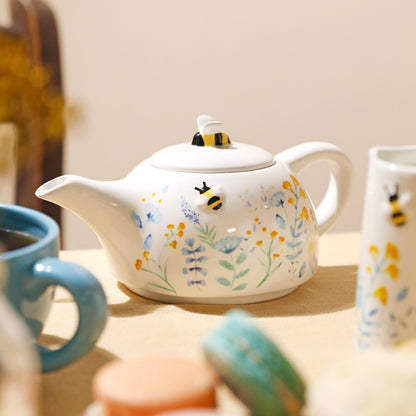 Floral Teapot & Cup Set | Blue & White | Floral | Bee Design